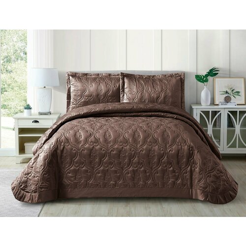 Комплект: Покрывало 240х260, Наволочки 50х70. Цвет: Коричневый