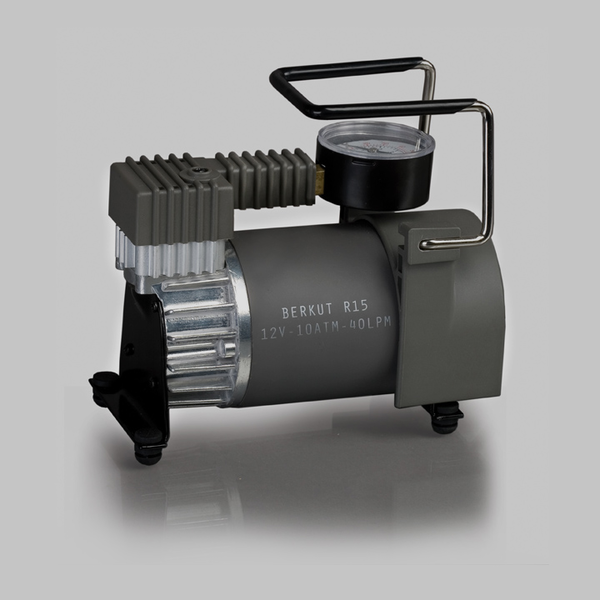 BERKUT R15 компрессор автомобильный 40л / мин\