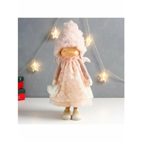 Кукла интерьерная Девочка в розовом платье и шапочке с серд