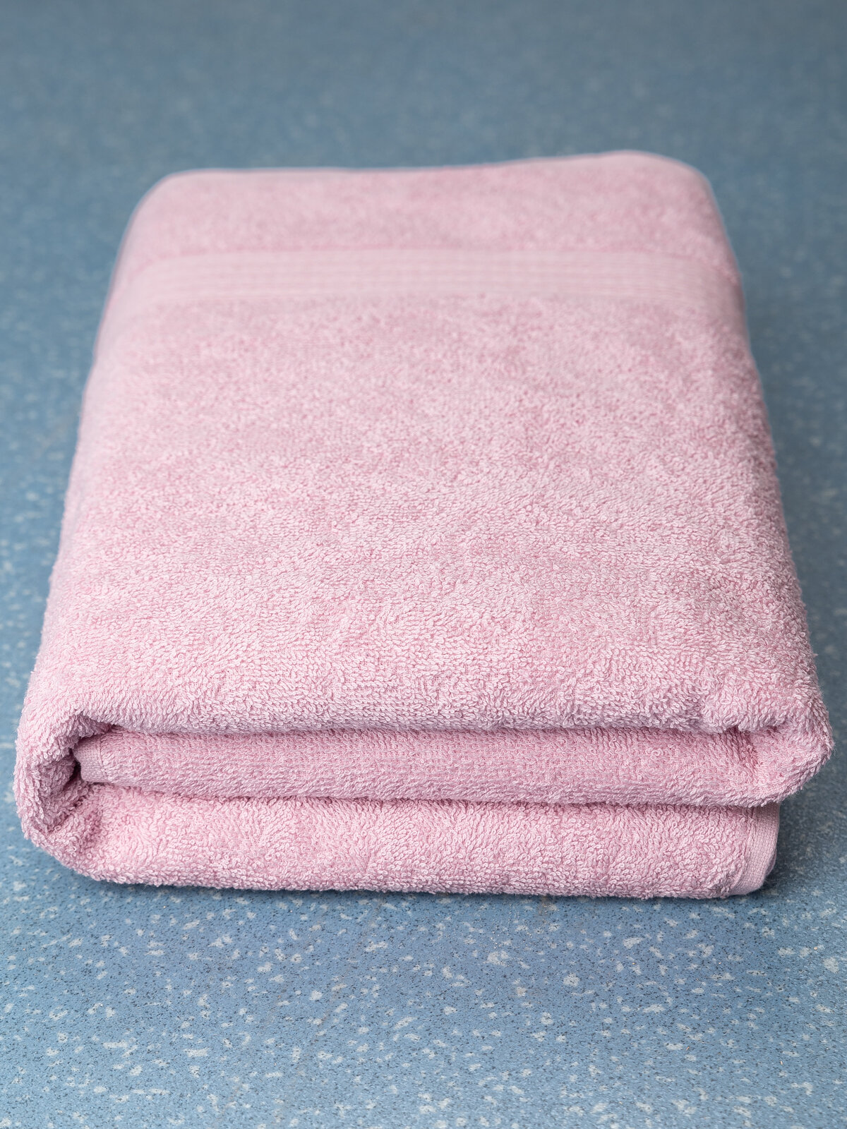Полотенце махровое банное 70х130 см Розовый - фотография № 1
