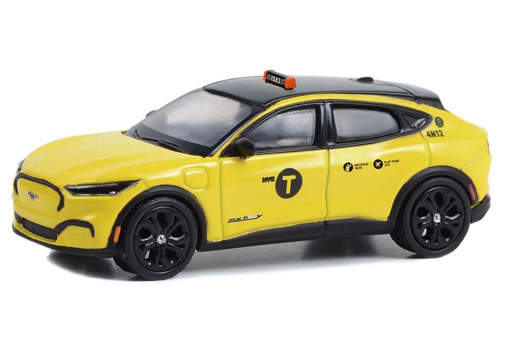 Модель коллекционная GREENLIGHT Ford mustang mach-e "nyc taxi" (такси нью-йорка) 2022 (длина модели 6-10 см)