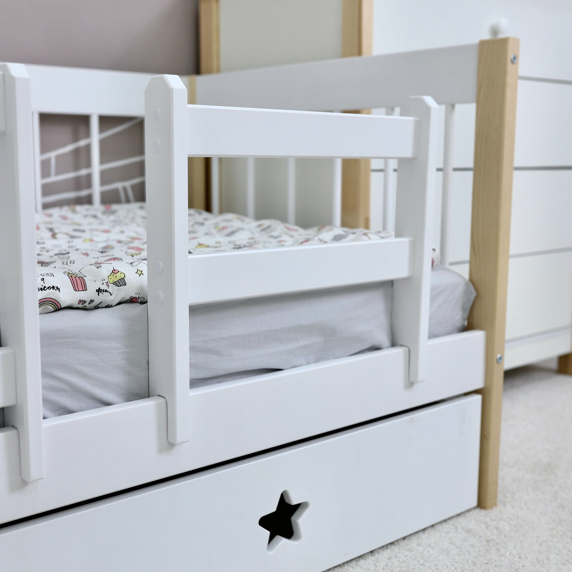 фото Бортики для детской кроватки