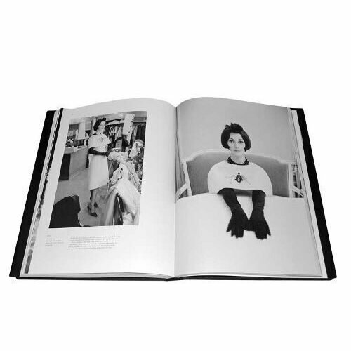 Natasha Fraser-Cavassoni. Dior Glamour: 1952-1962 - фото №2