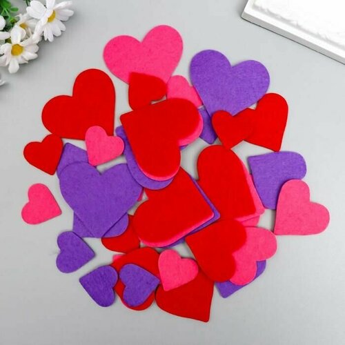 Набор для творчества Фетровые стикеры Сердечки 40шт 299₽