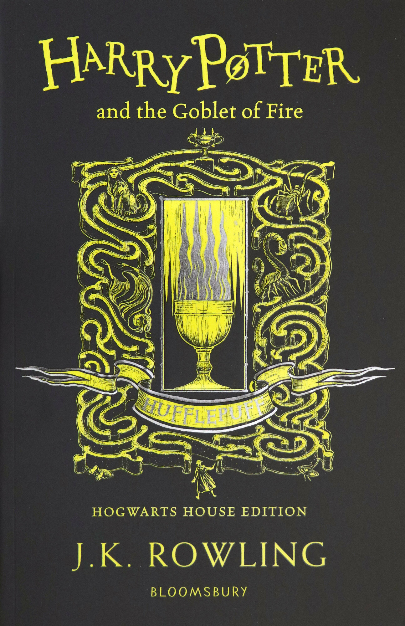 Harry Potter and the Goblet of Fire. Hufflepuff Edition / Гарри Поттер и Кубок Огня / Книга на Английском