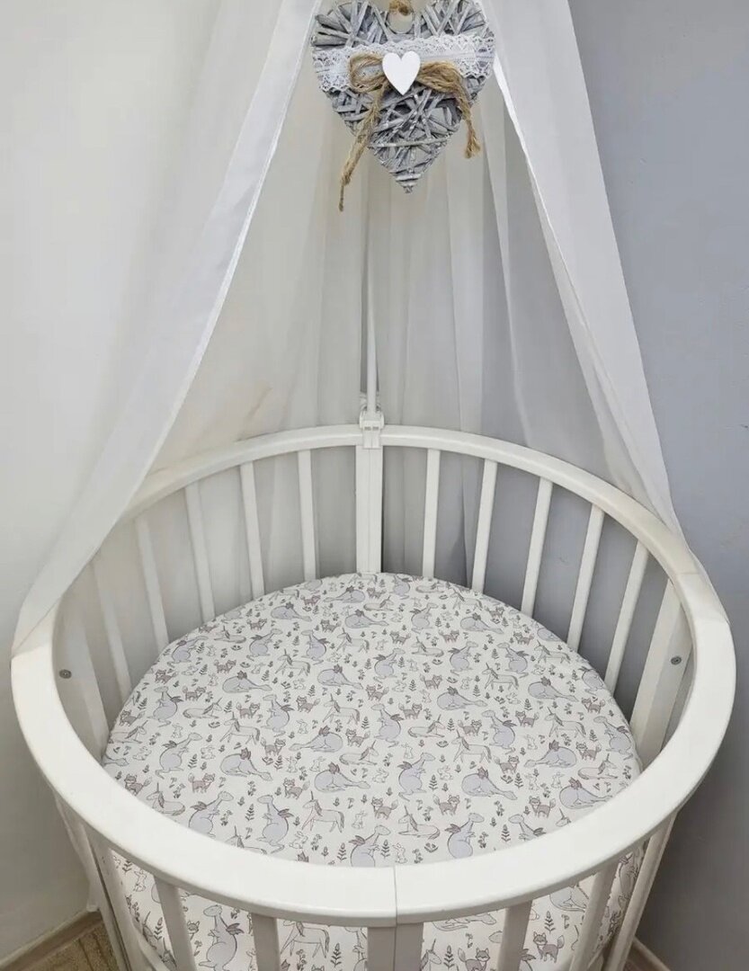 фото Простынь на круглый матрас "Эвкалипт на серо-белом" 75*75см