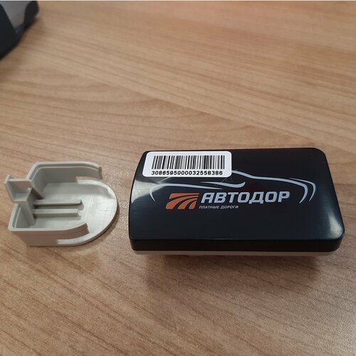 Оригинальный держатель-крепление для транспондера на лобовое стекло автомобиля.