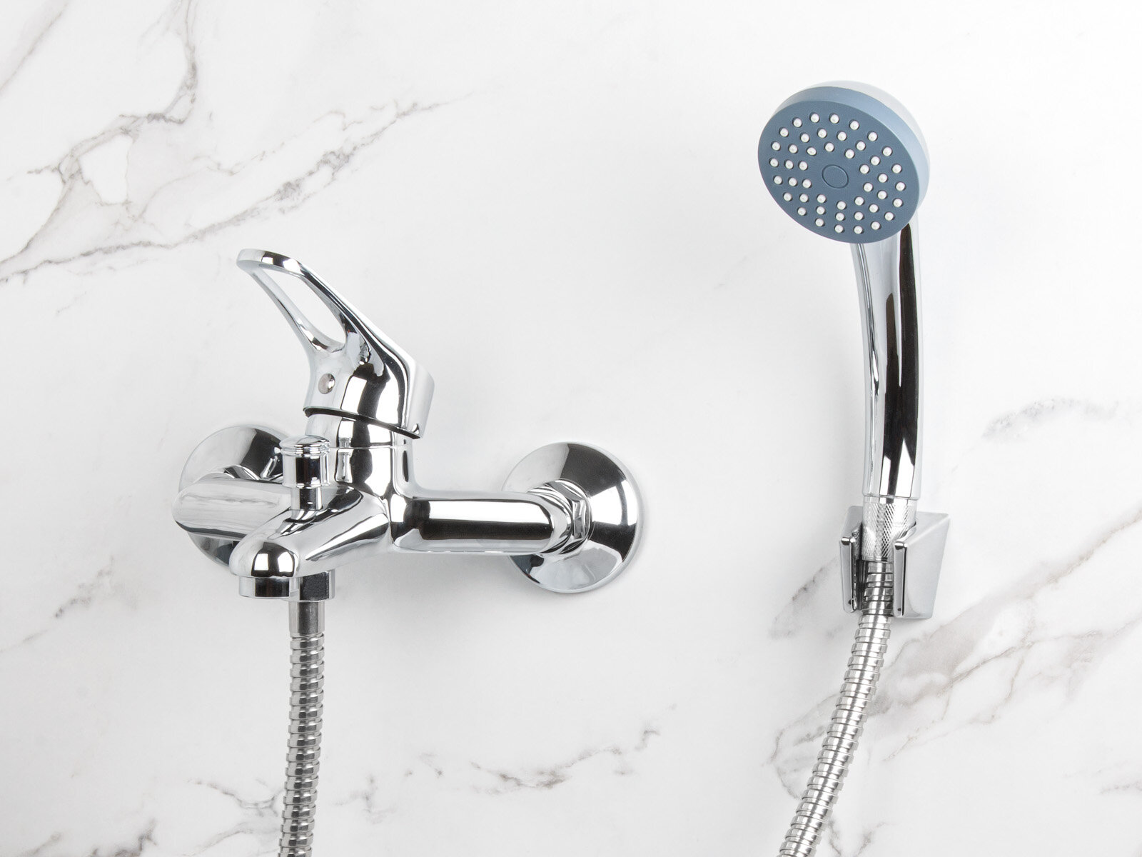 Смеситель для ванной с душем AV ENGINEERING Bas с монолитным изливом (AVBAS3-A294-430) — фото 1