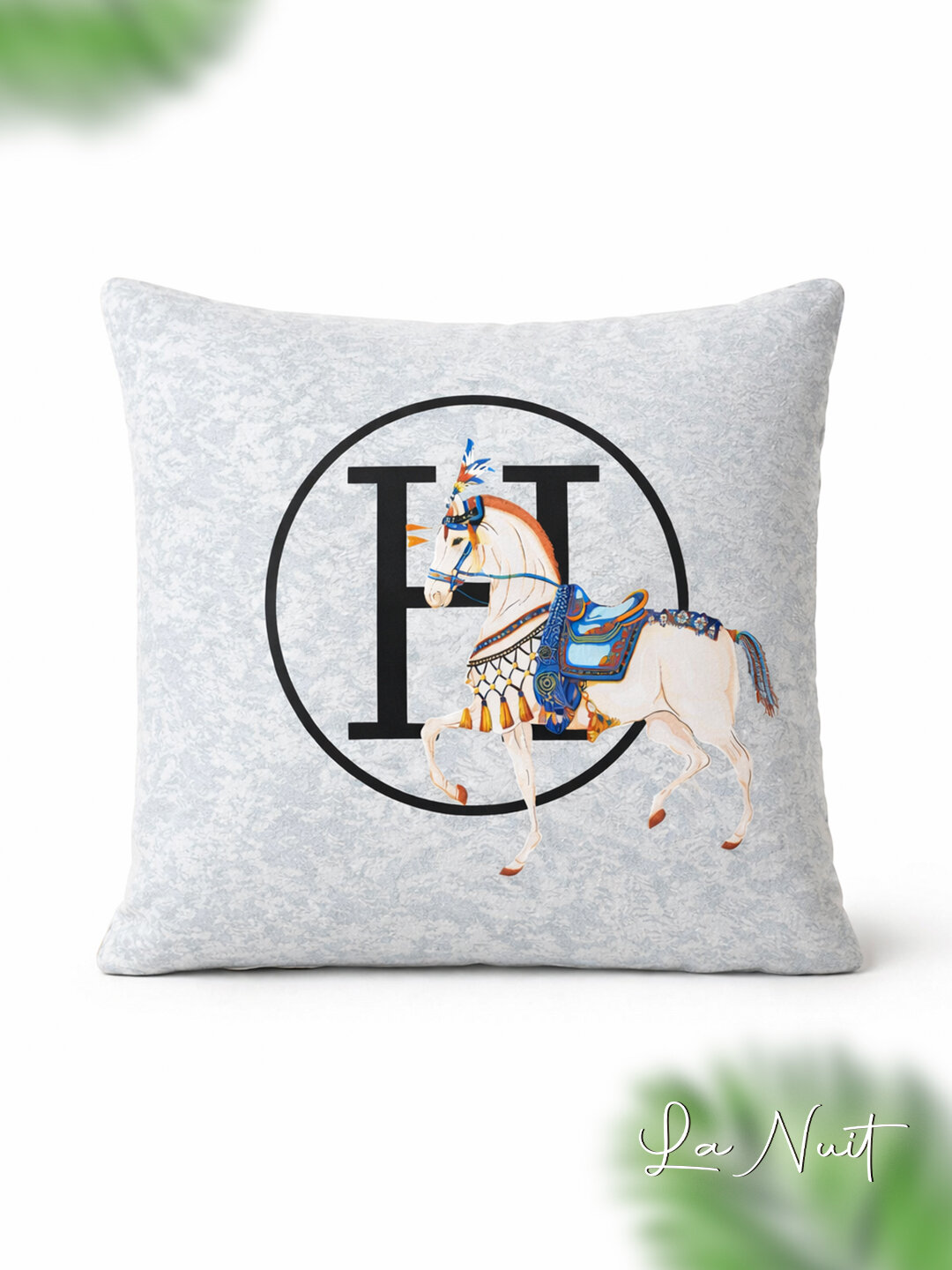 Декоративная подушка, "La Nuit", брендовый дизайн, 50х50см