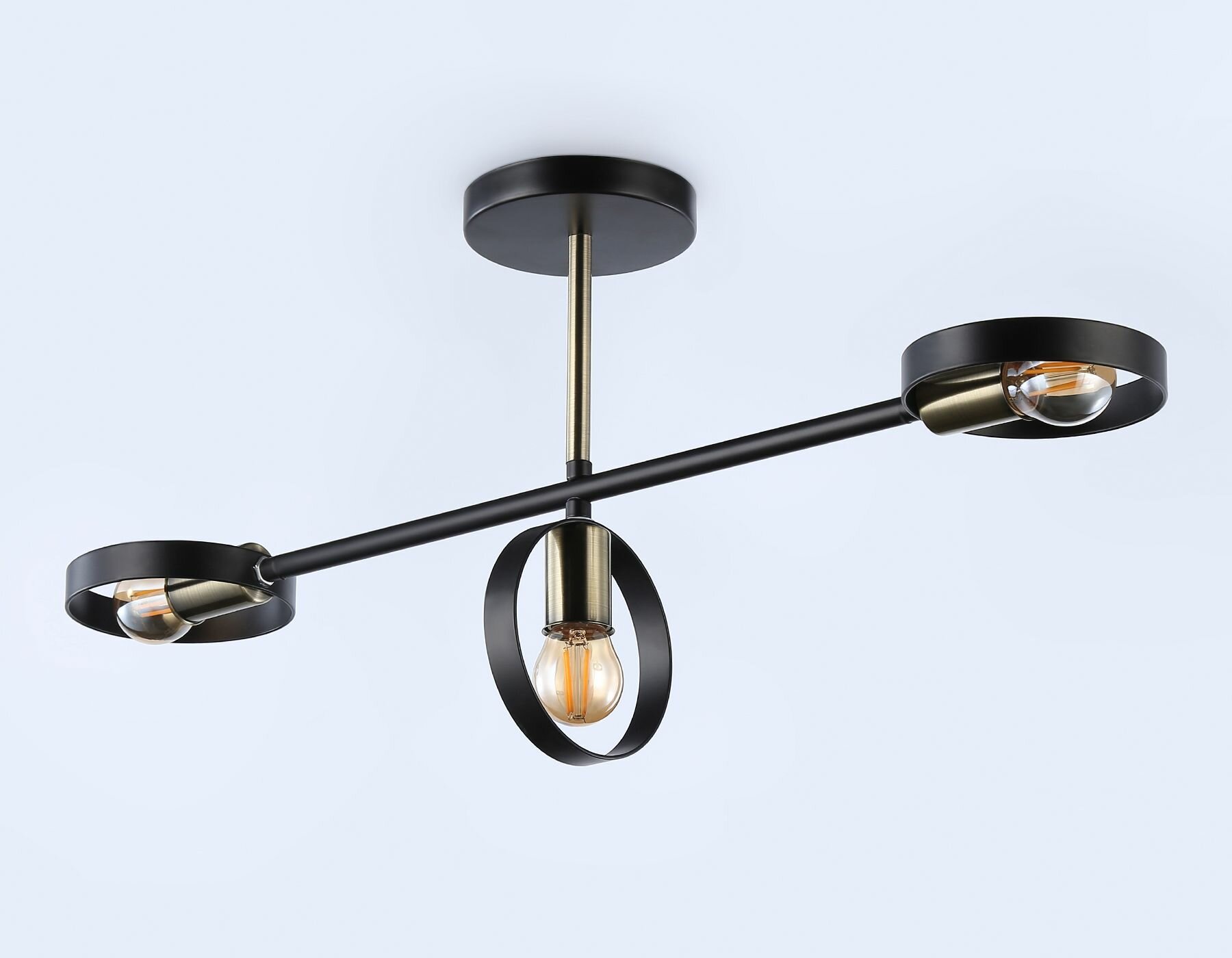 Подвесной светильник со сменной лампой Ambrella Light Traditional TR8229/3 BK/SB черный/бронза E27/3 max 40W 660*165*300