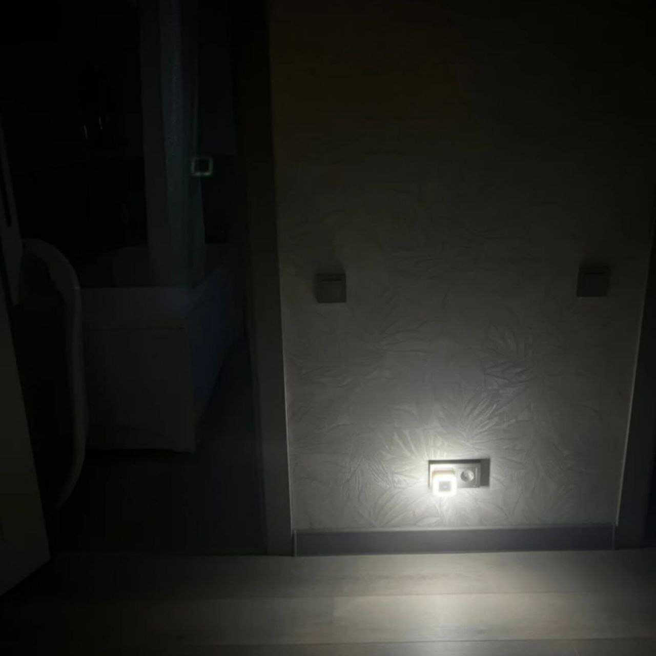 Светодиодный ночник с датчиком освещенности - фотография № 11