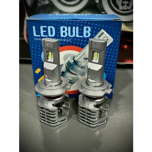 Светодиодные лампы M4 цоколь H7 с чипом GC 5530 4500lm 5000k