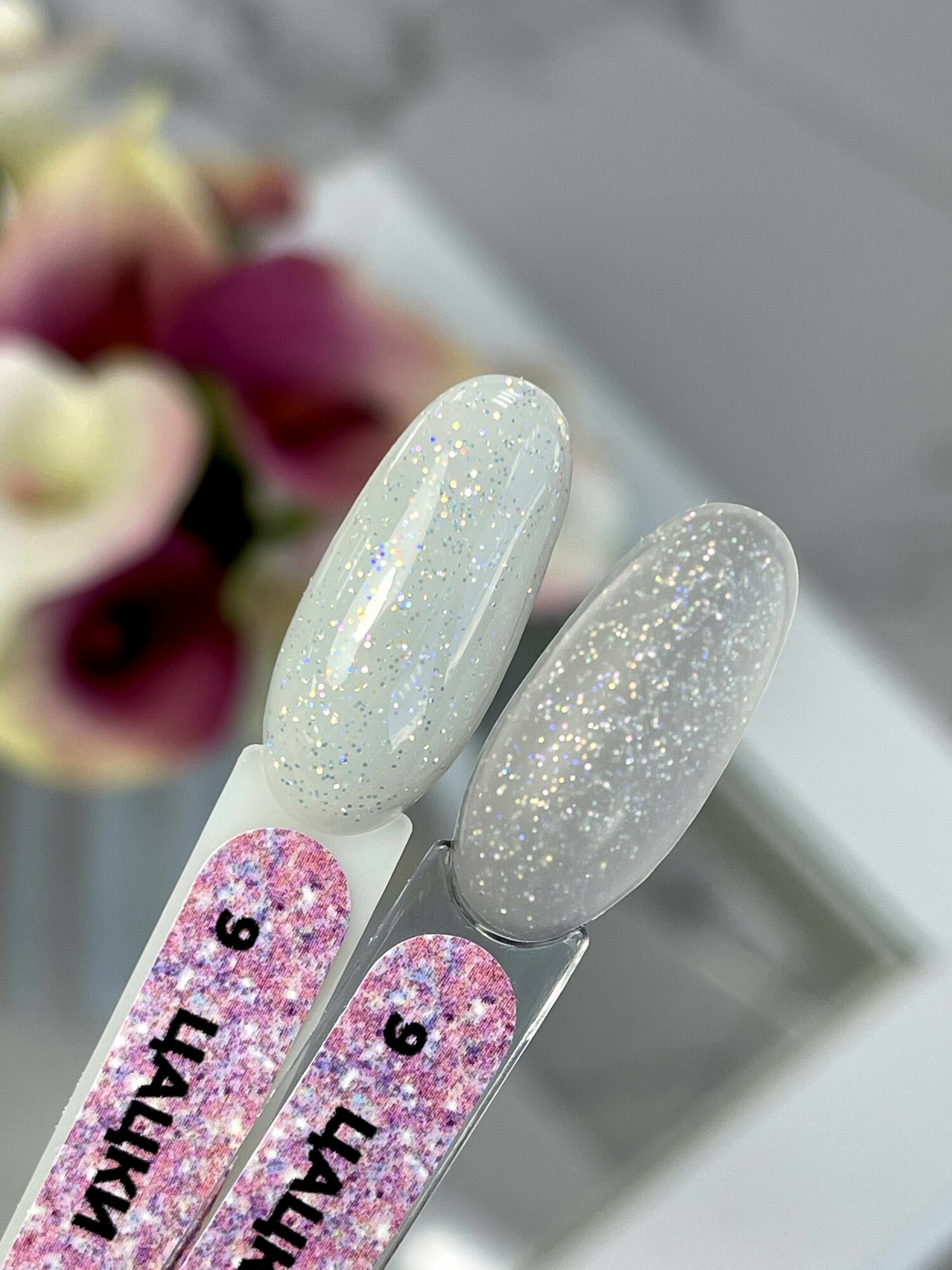 Цацки gel color. Гель лак для ногтей для маникюра и педикюра. Оттенок 9.