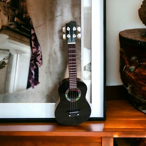 Гитара Укулеле гавайская миниатюрная четырехструнная сопрано Индонезия 58 см черная