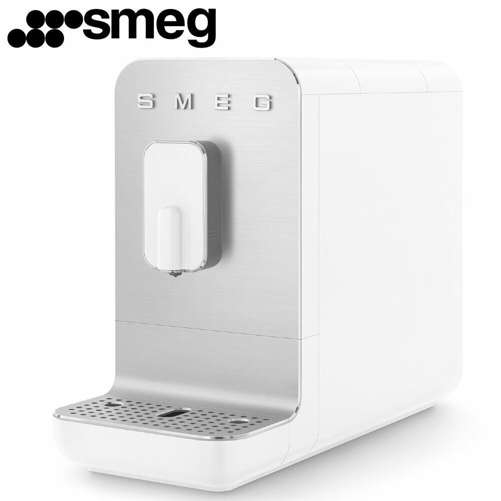 Кофемашина SMEG BCC11WHMEU / мощность 1350 Вт / стиль 50-х г. г. / белый матовый