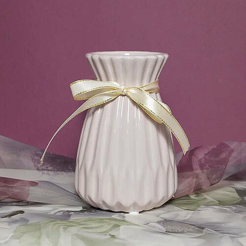 Ваза для цветов 16 см покрытая керамической глазурью розовая 1491₽