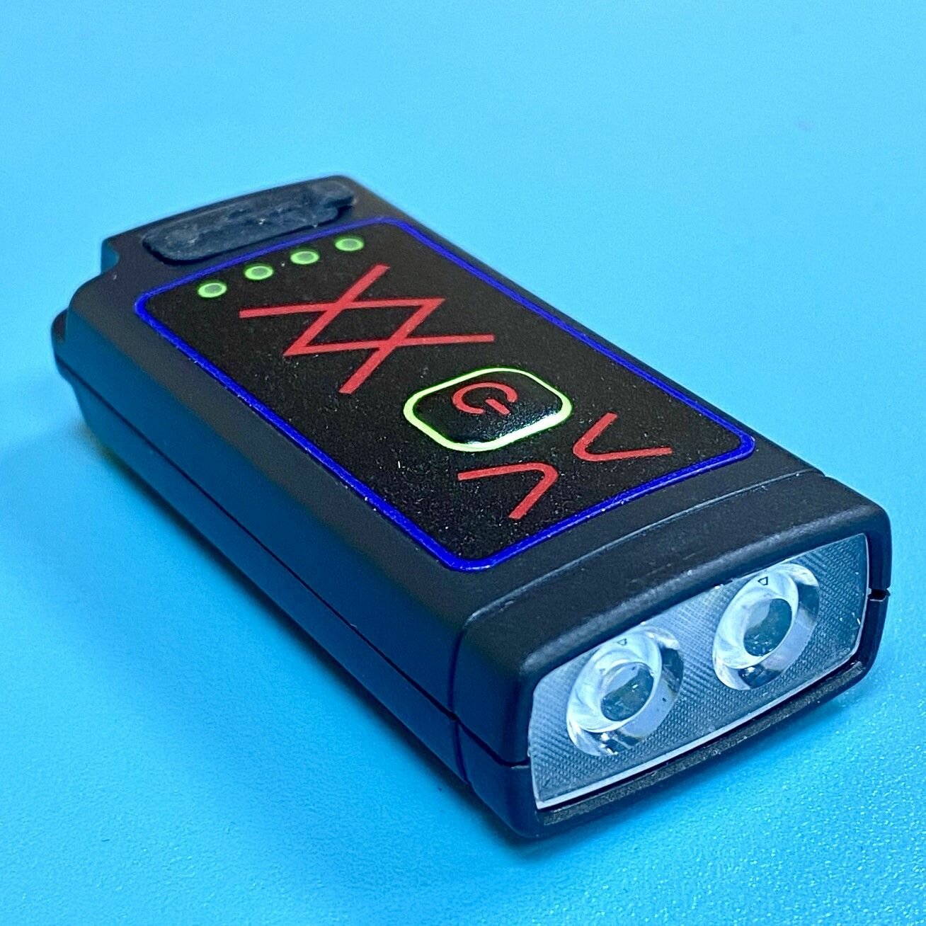 фото Зажигалка электронная с фонариком