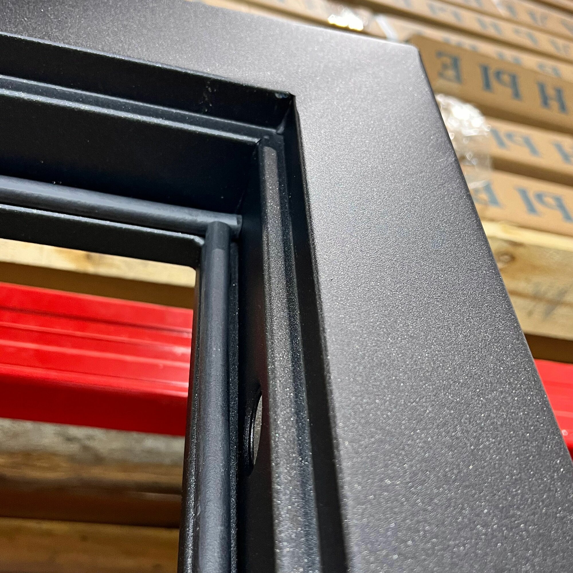 Дверь входная металлическая Foreman Ф-8 2050х960 Левая Black silk - Венге тепло-шумоизоляция, антикоррозийная защита для квартиры и дома УТ-00082846 - фотография № 12