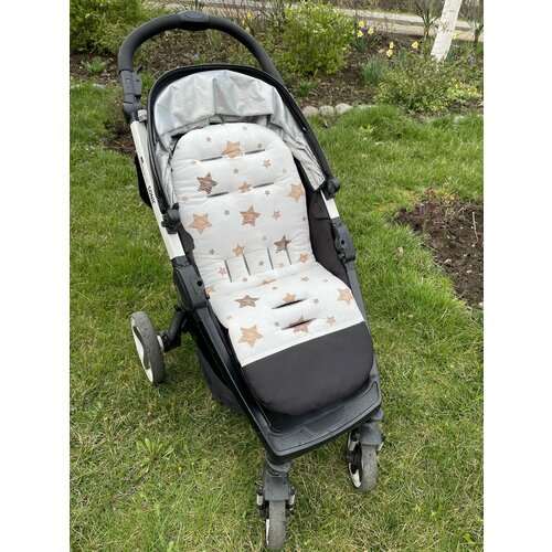 Матрасик в коляску прогулочную двусторонний весенний летний с креплением на колску 1600₽