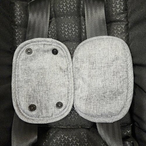 Мягкие накладки на ремешки для Автокресел 4в1 цвет Серый 750₽