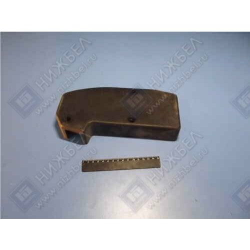 ПАЗ Кожух замка зажигания рулевой колонки верхний ПАЗ правый 1895₽