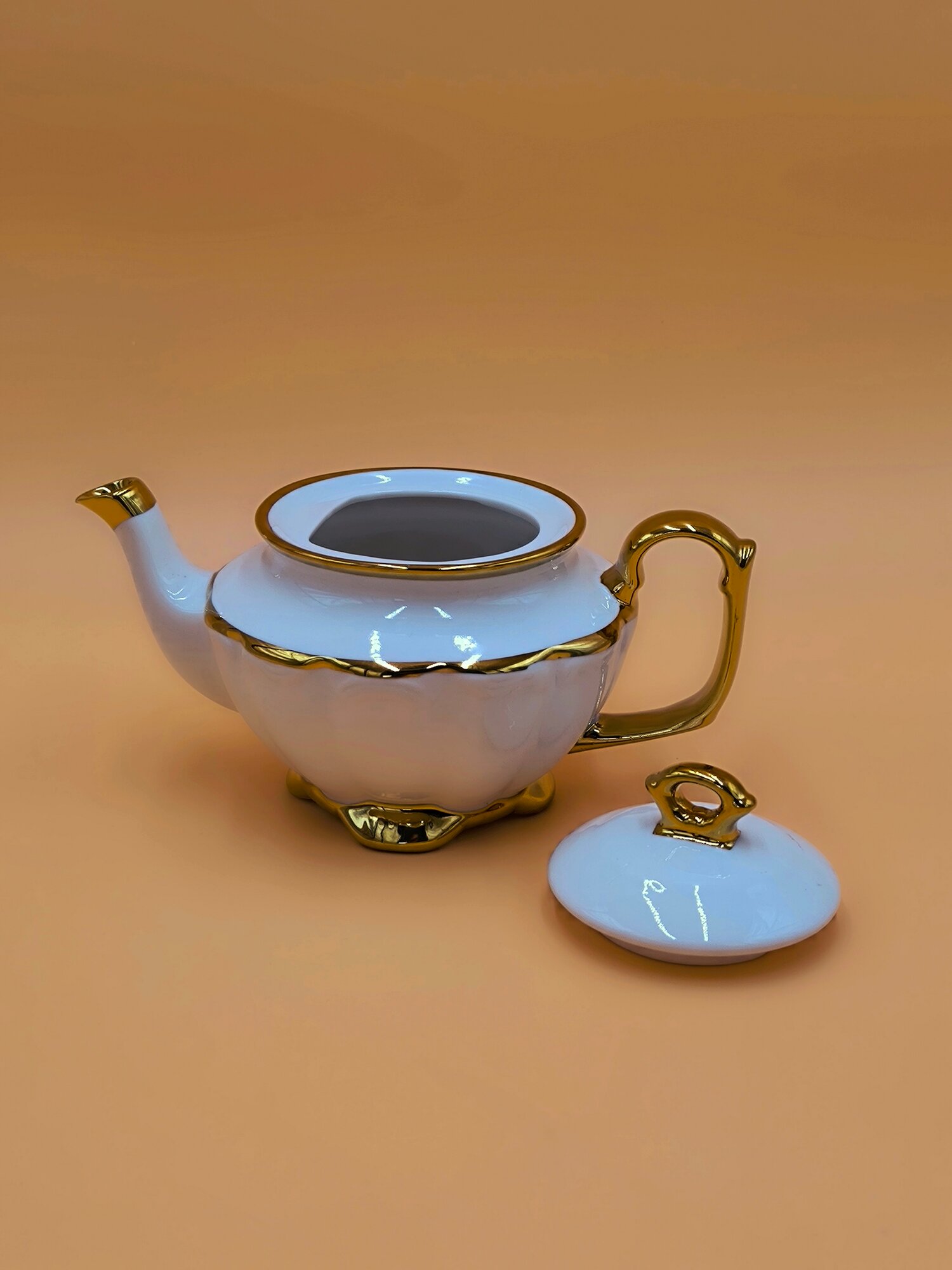 Серия Керамических Чайников "Tea Pot 2 Xashamat" Золотыми линями — фото 1