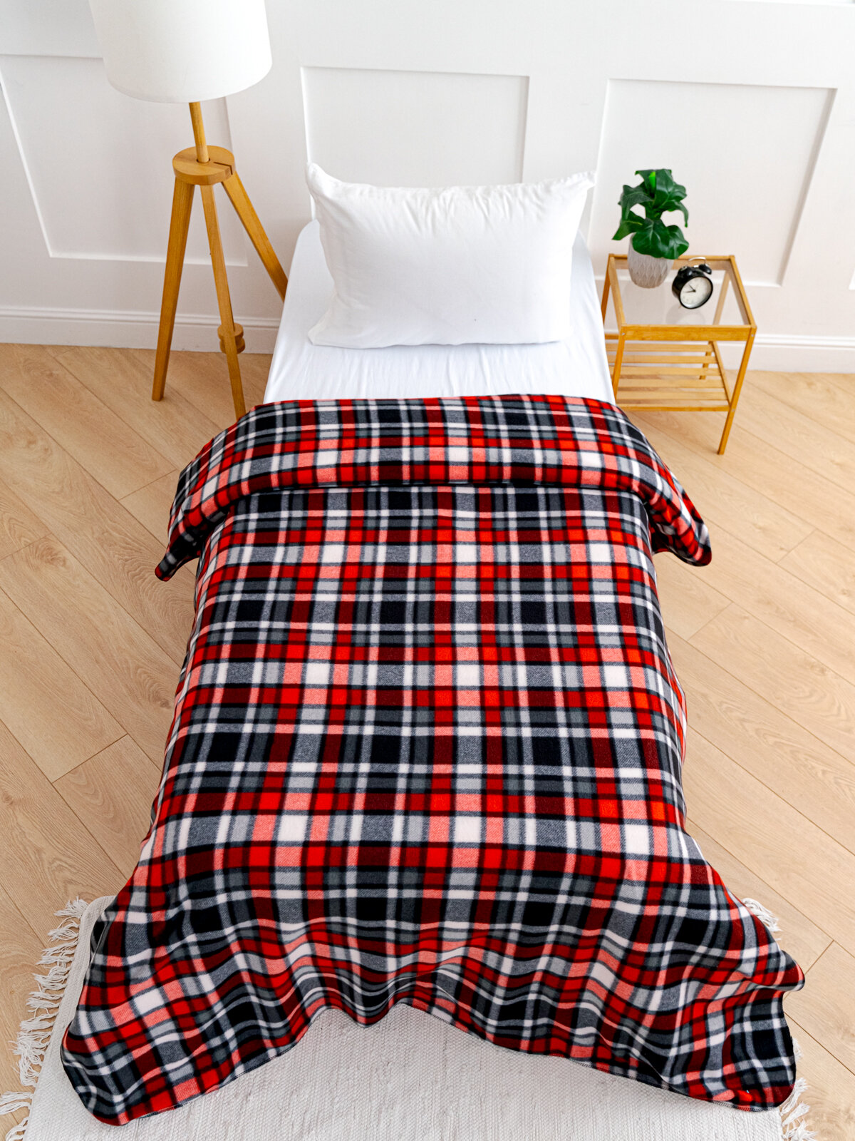 Плед 150х200 флисовый Павлина Клетка красно-черная — фото 1