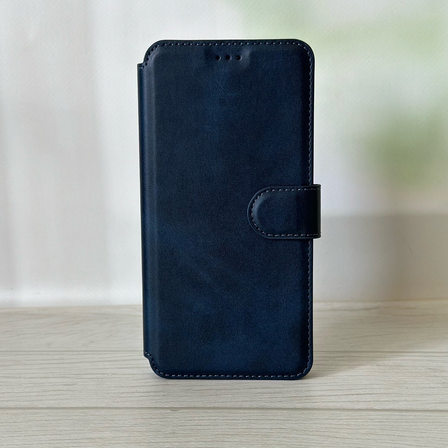 Чехол книжка для Infinix Note 30i кожаный синий с магнитной застежкой — фото 1