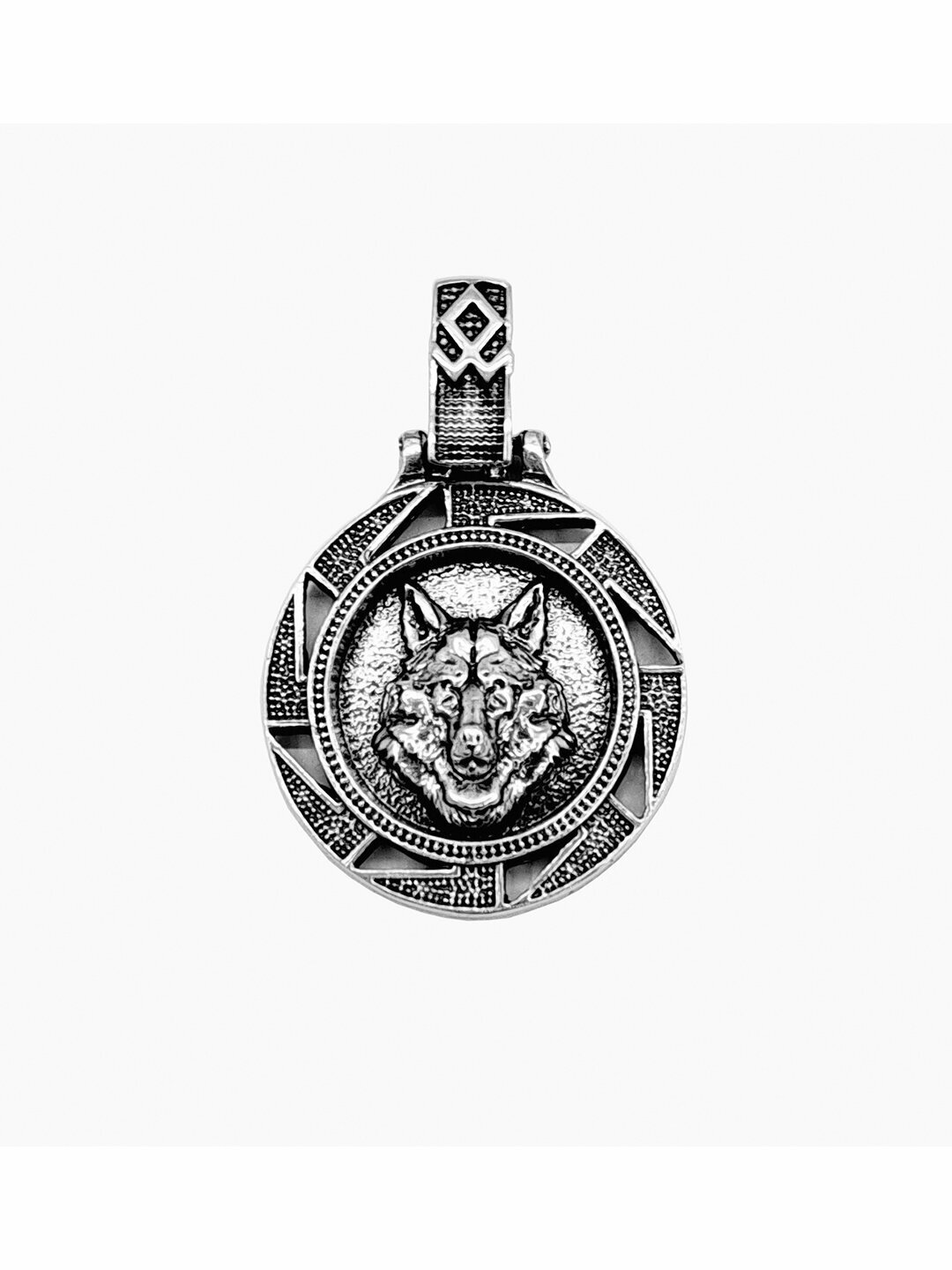 Славянский оберег, подвеска Малахит Волк на коловрате, серебро, 925 проба, чернение