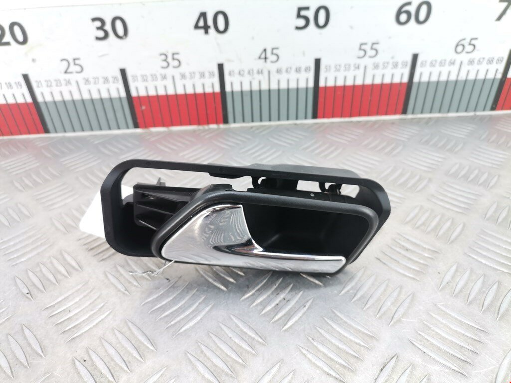 Ручка двери внутренняя задняя левая Volkswagen Touran 1 1T0839113B арт. 1946166