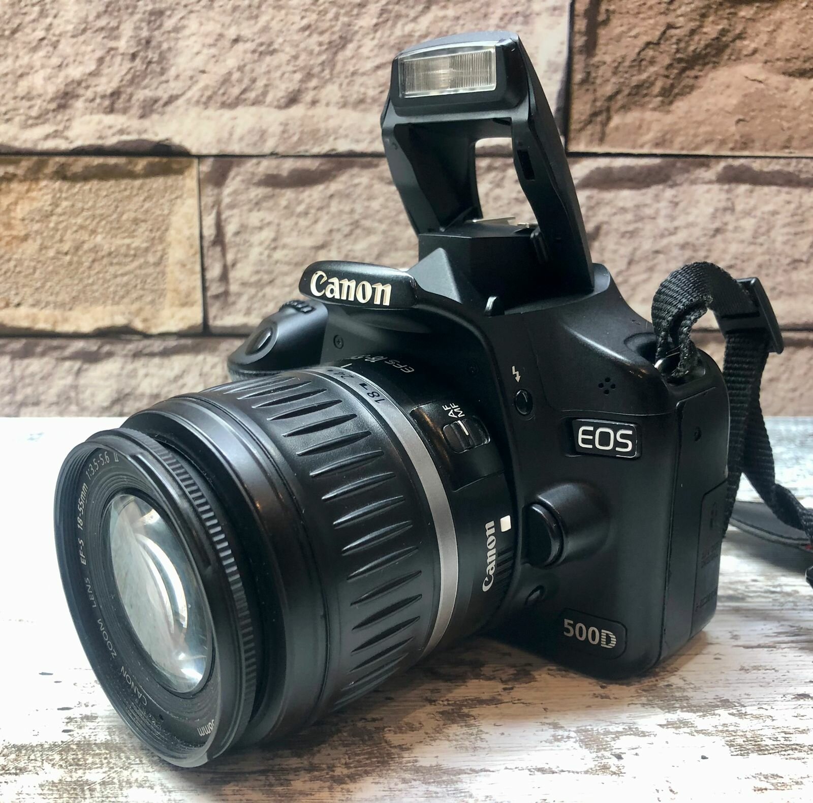 Canon EOS 500d Kit - фотоаппарат для профессионалов