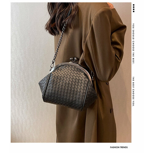 Сумка клатч COMFIAMO фактура гладкая черный 1599₽