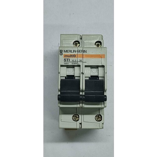 Schneider Electric MERLIN GERIN Разъединитель-предохранитель STI 1П+Н 10,3X38 500В 15651 schneider r the other merlin