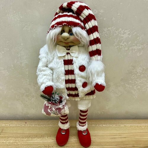 Кукла-оберег ручной работы Гном Домовой в бело-красном наряде 50 см