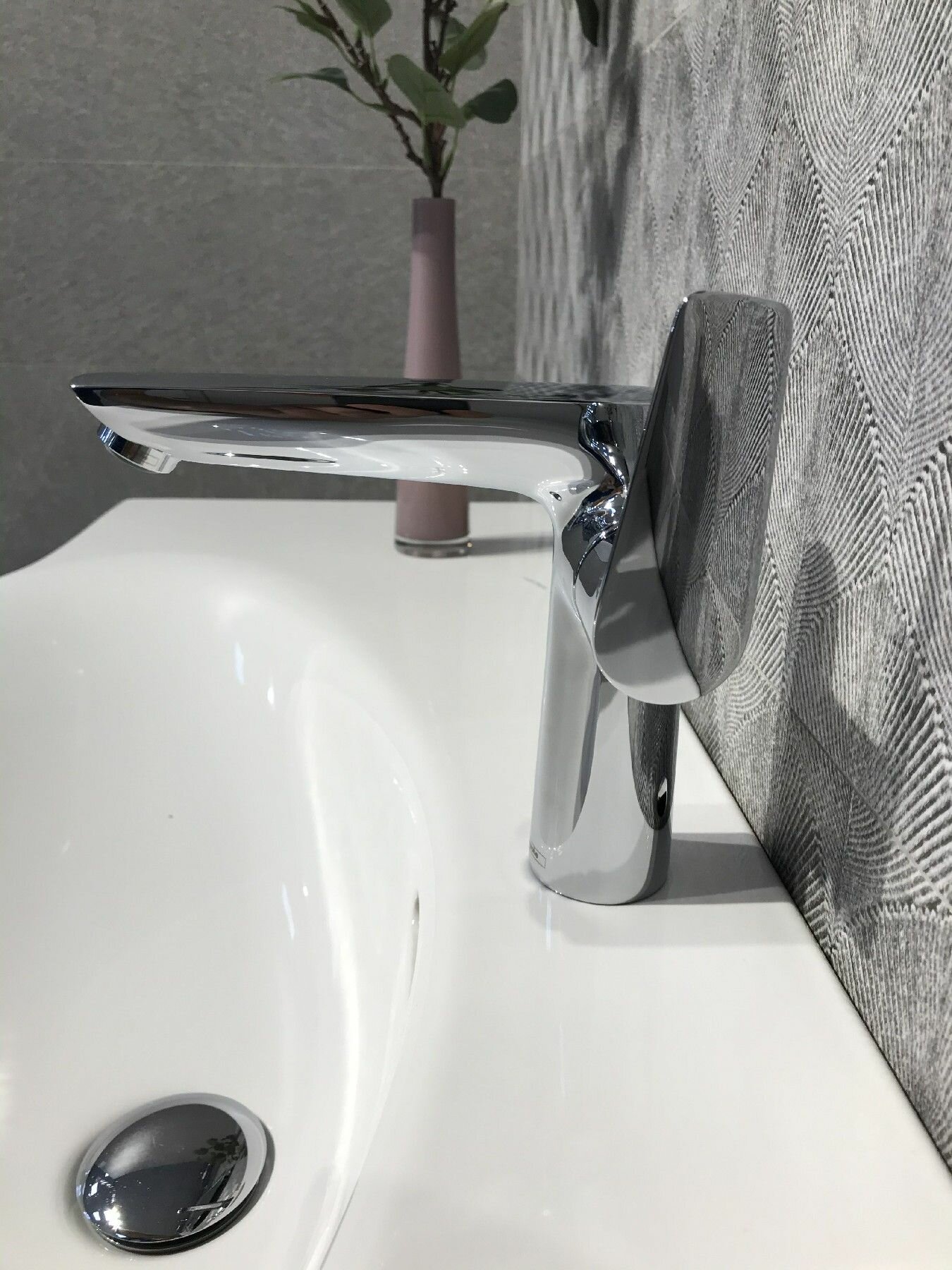 Смеситель Hansgrohe - фото №19