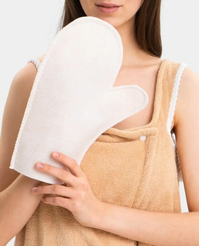 фото Рукавица войлочная белая для бани, сауны