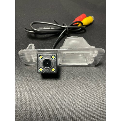 Камера заднего вида Kia Rio 3 120000₽