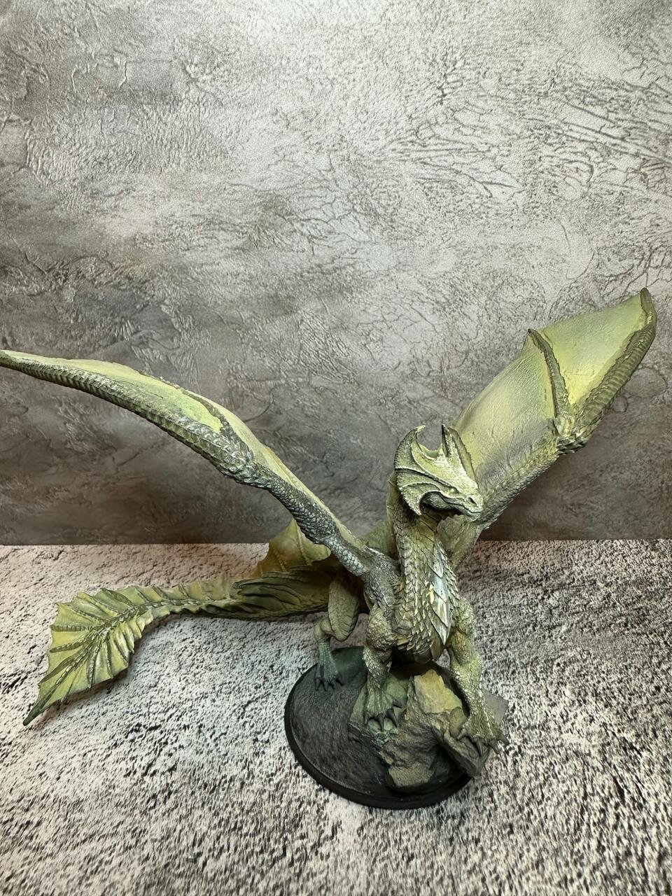 Dragon дракон зеленый фигурка (окрашена) (10 см / Разноцветный (покрашен))