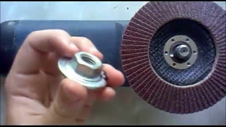 Гайка зажима диска УШМ — фото 1