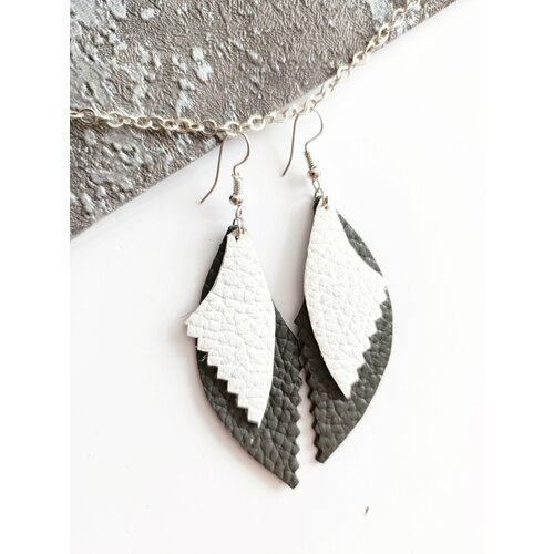 Серьги , размер 70 мм, белый, серебряный