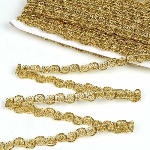 Тесьма отделочная металлизированная шир13 мм цв золото 137 метров 549₽