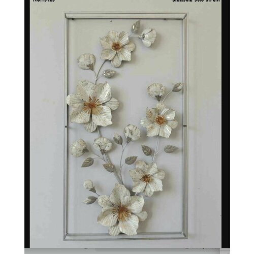 Панно настенное декоративное из металла Белые Цветы 91 х 50 см / Картины для для интерьера на стену в стиле лофт / декор для дома интерьера