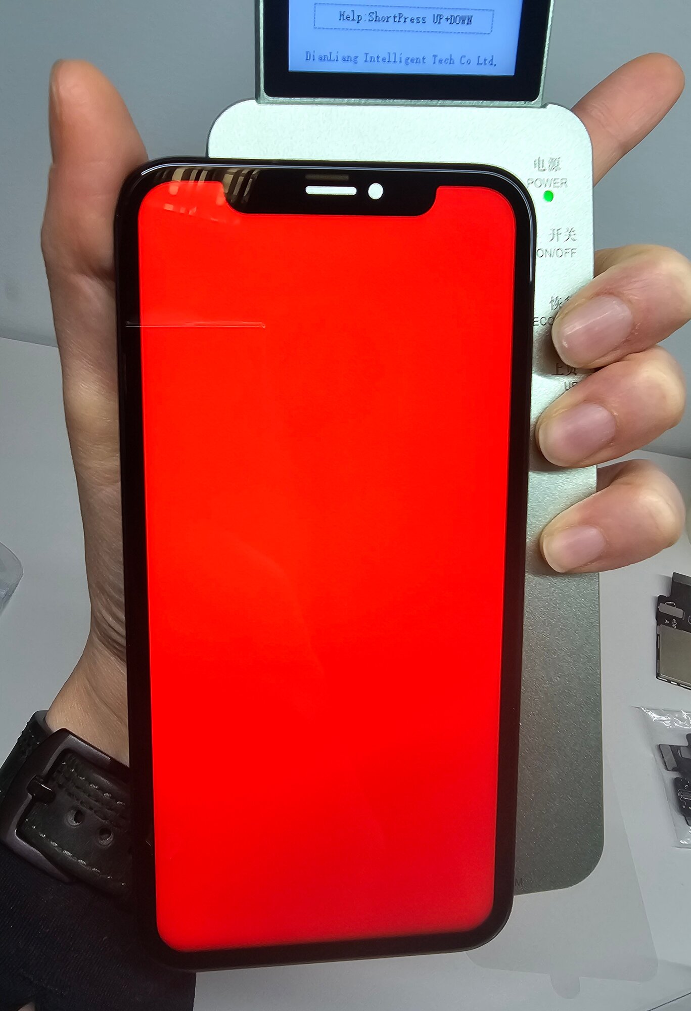 Дисплей для iPhone XR, оригинальный, заводской, с тачскрином — фото 1