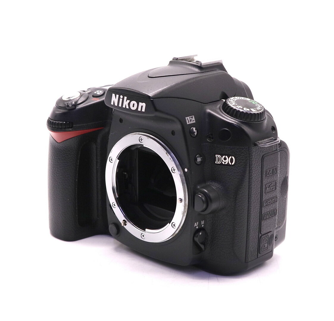 Nikon D90 body (пробег 11150 кадров)
