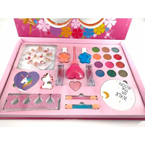 Детская косметика набор 25 в 1 в виде сердца к Святому Валентину и 8 марта