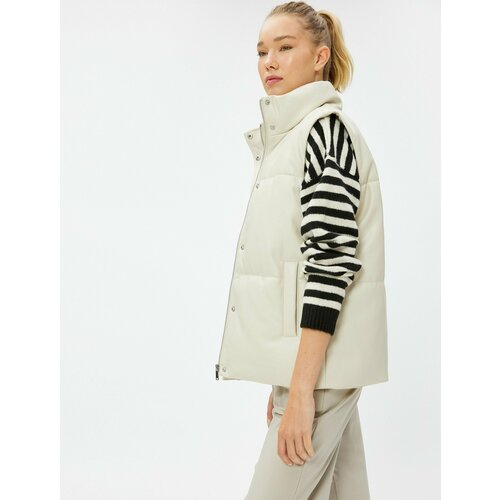 фото Жилет koton, размер 40, бежевый