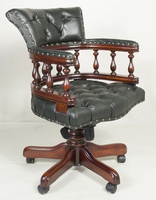 фото Кресло для руководителя из красного дерева (mahogany wood) с обивкой из натуральной кожи (green leather)