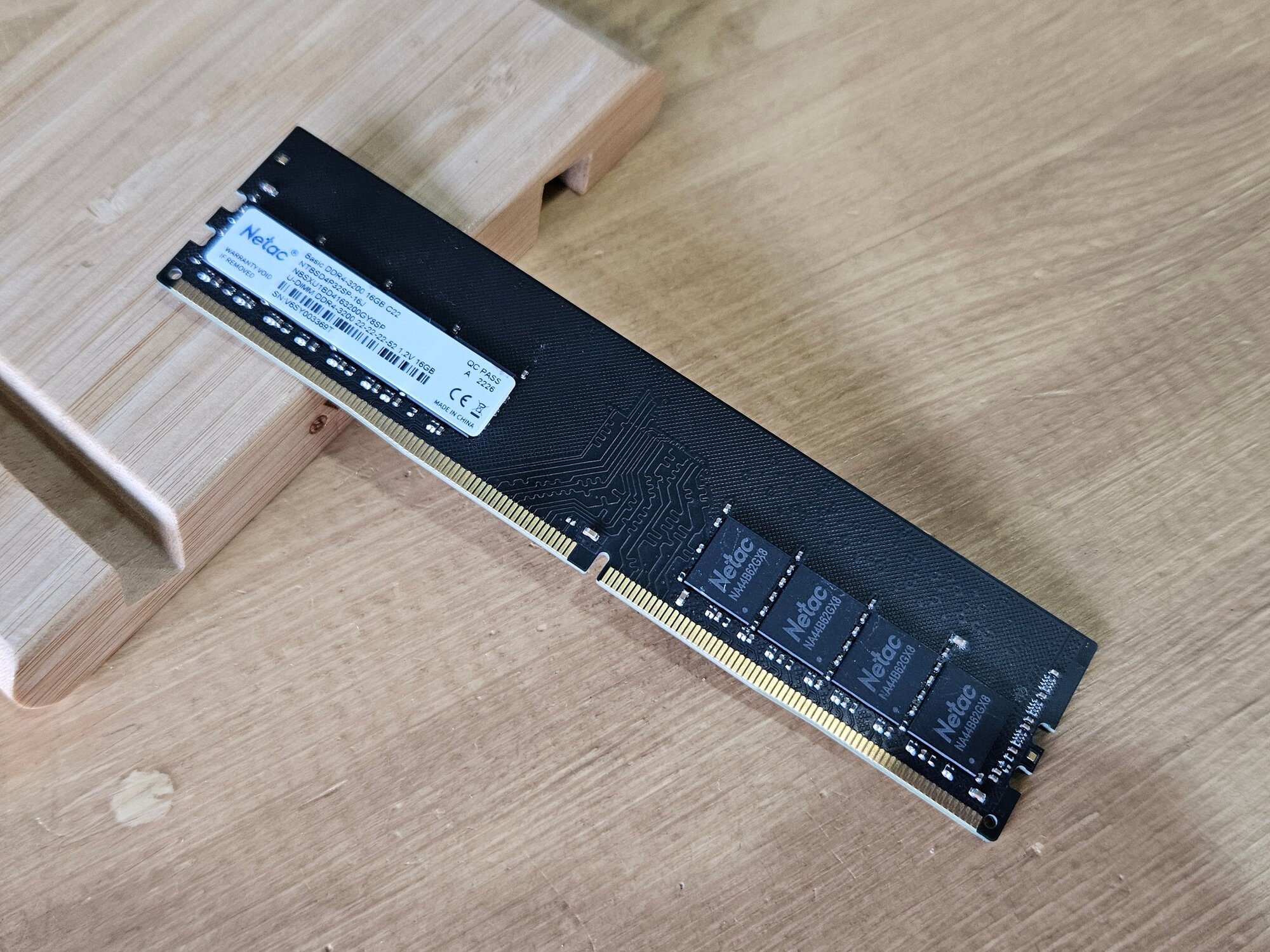 Оперативная память Netac DDR4 NTBSXU2BD4163200L-H8SP 16GB 3200 МГц DIMM