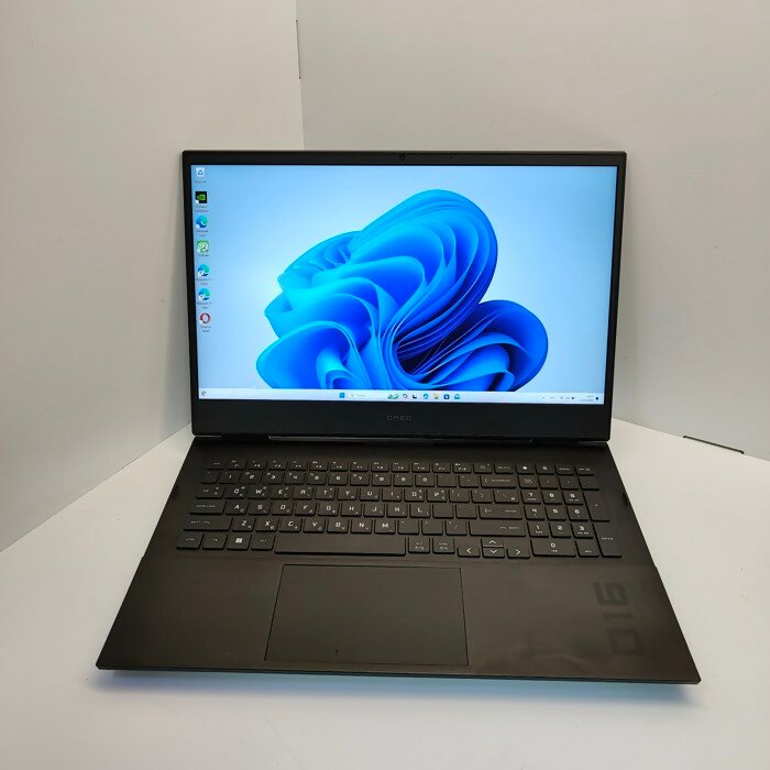 Ноутбук HP Omen by hp laptop 17-b1033 tx