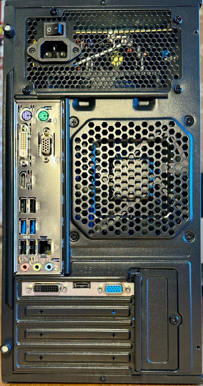 Системный блок Aerocool CS-106 (Intel Core i3-10105F (3.7 ГГц), RAM 16 ГБ, SSD M2 256 ГБ, HDD 1TB, Nvidia GT220, Windows 11 Pro), черный